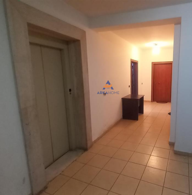 FOR SALE APARTMENT 2+1+BALCON " RESTORANT FRESKU,RRUGA E DAJTIT,FRESK".