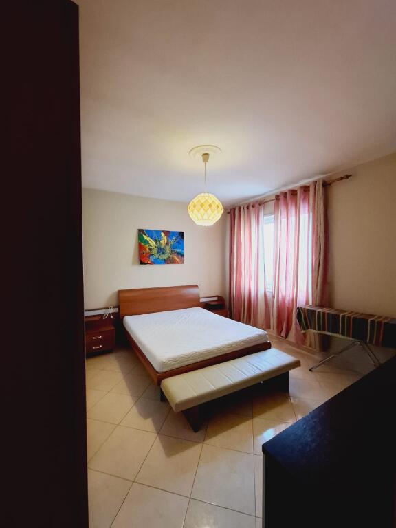 2+1, furnished, near the zoo.