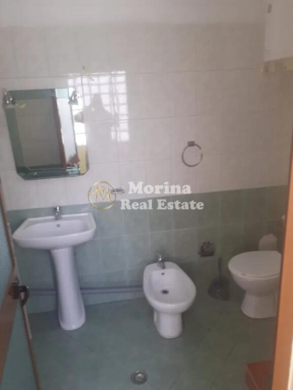 Qera, Pjesë vile 2+1, Don Bosko, Pranë Vizion Plus