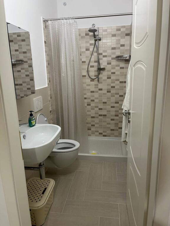 2+1 Apartment for Rent in Lungomare, Vlorë