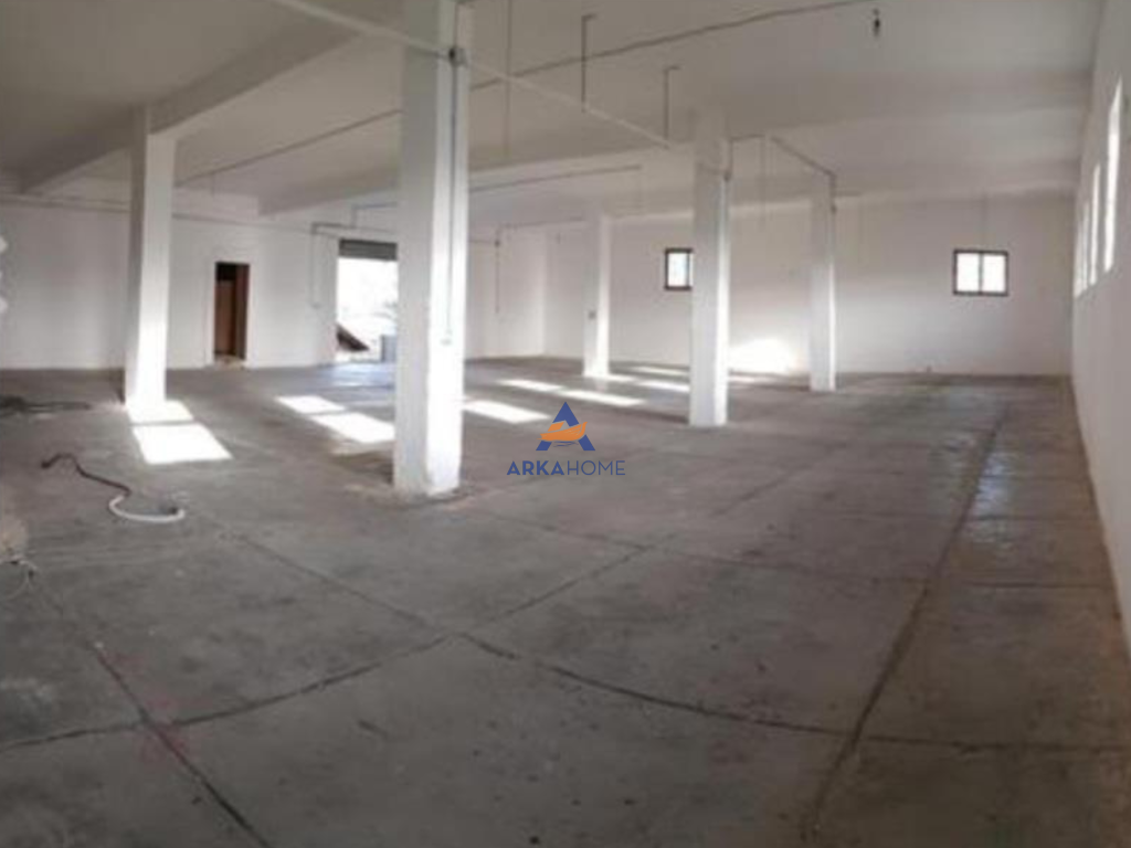 FOR RENT WAREHOUSE 600M2 + 500M YARD "IN TUFINË".