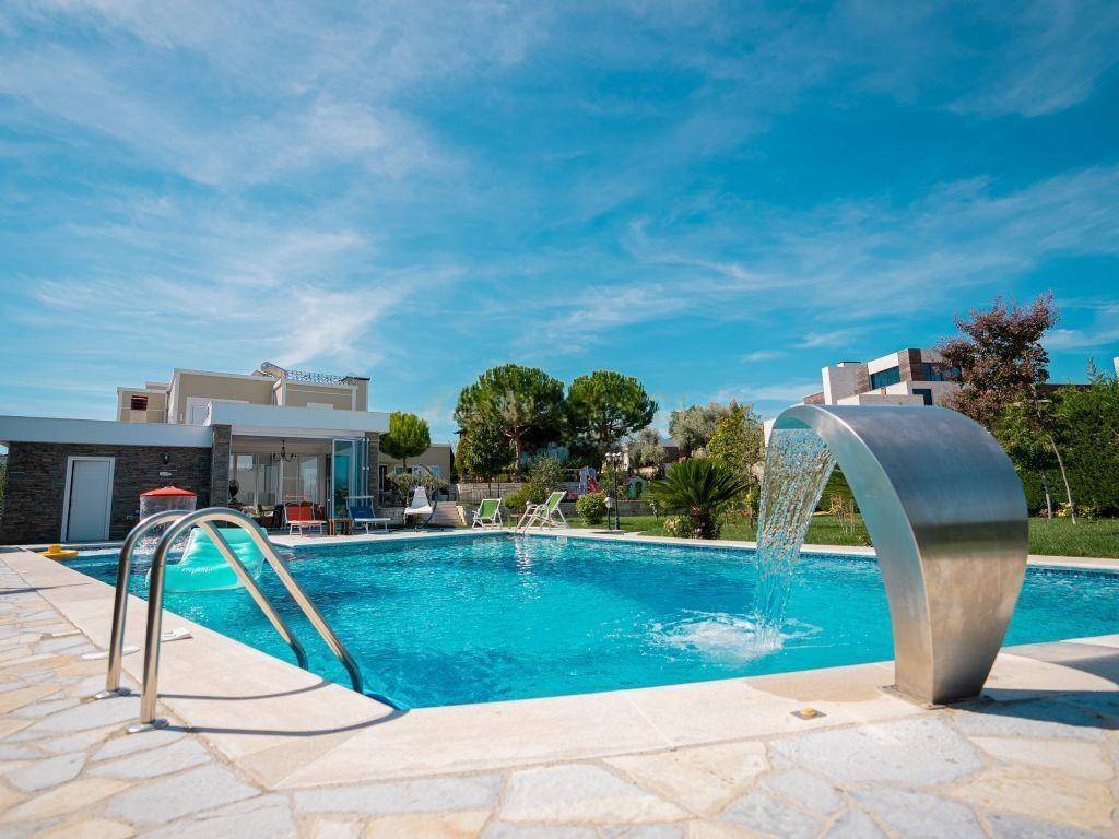 Luxury villa in Kashar