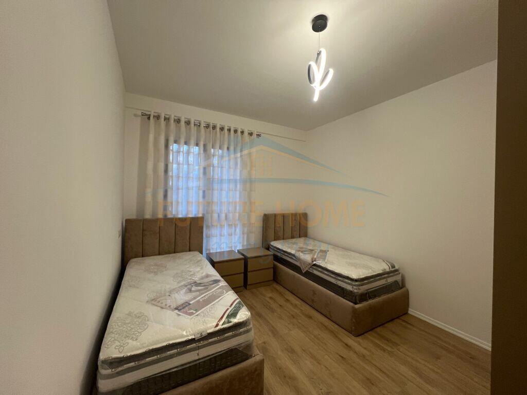Rent, Apartment 2+1+2, Dibra Street, Tirana.