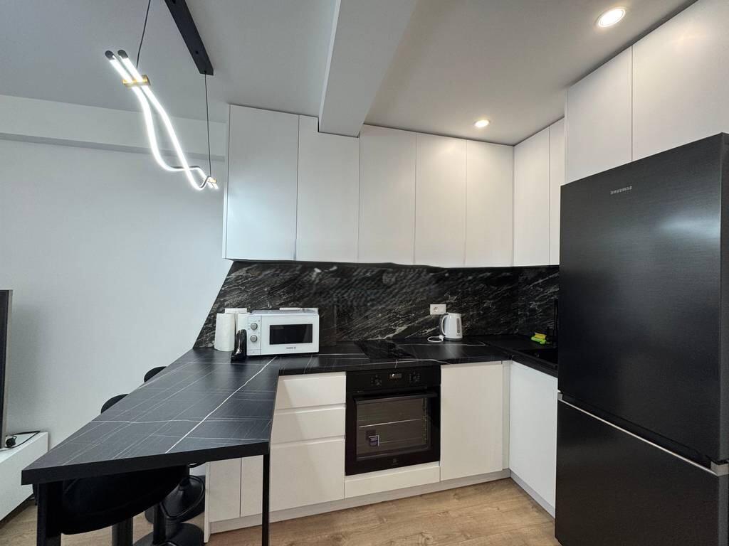 XHAMLLIKU, APARTAMENT 1+1 PER QIRA