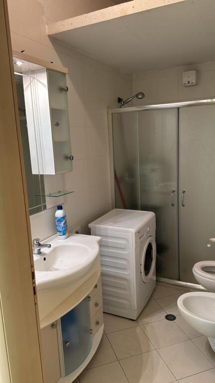 In the Fresku area, near Anna Market, a furnished 2+1+2 apartment with parking space is for rent.