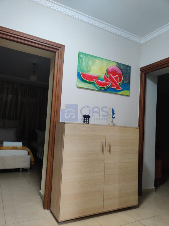 Apartament 2+1 për qira në Rrugën e Durrësit.
