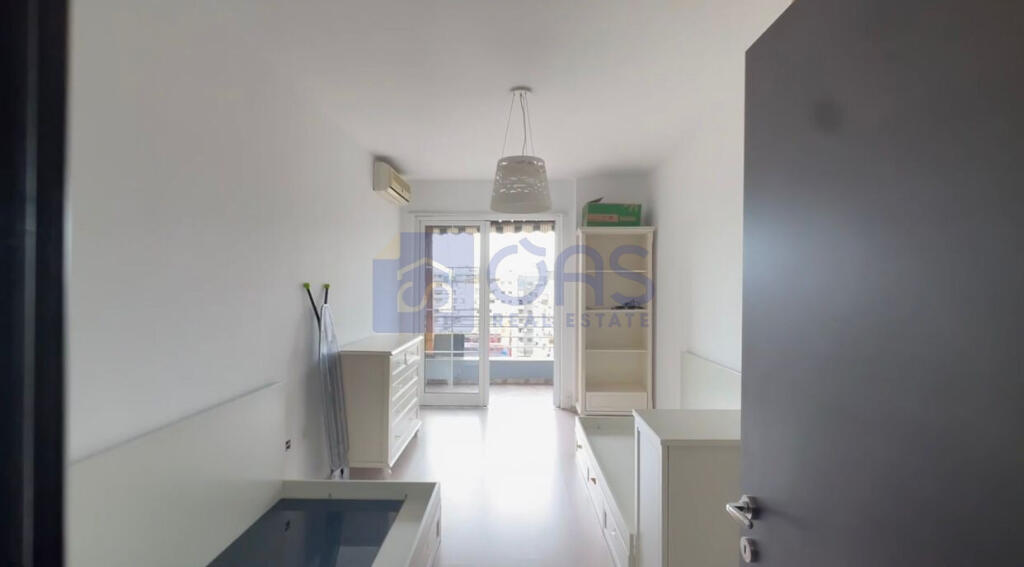 Appartamento 2+1 in affitto presso Komuna e Parisit