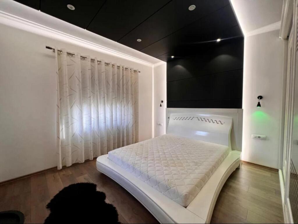 For rent, 4-story Villa, "American Hospital 2", Tirana.