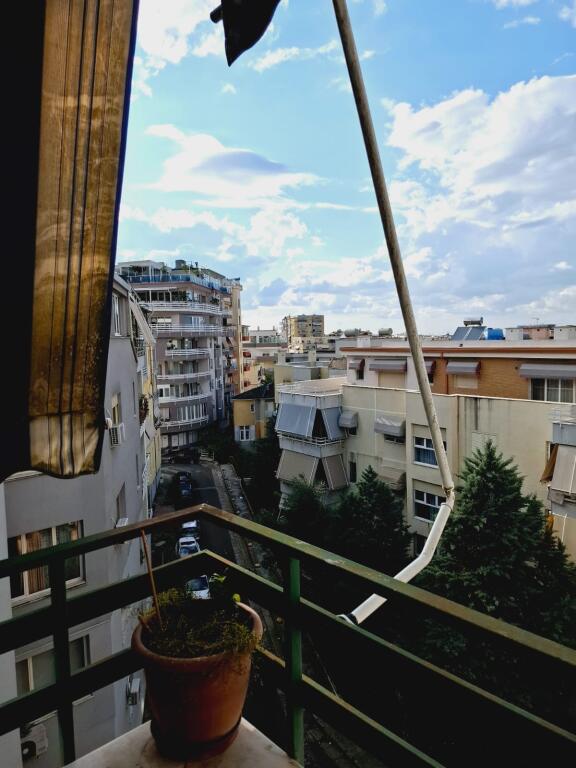 2+1, furnished, near the zoo.