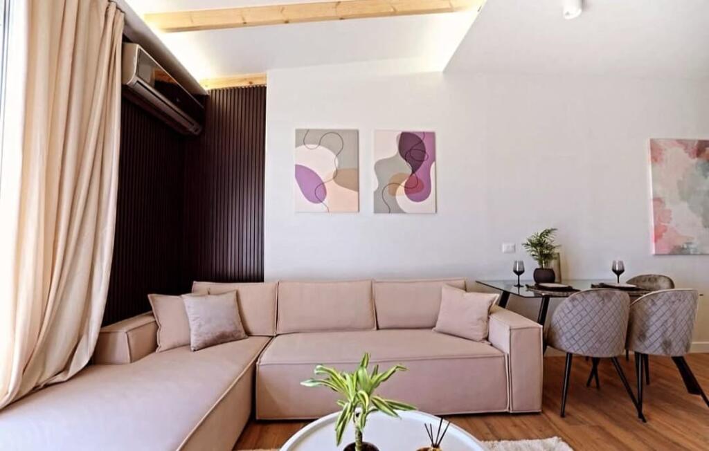 Astir, ne fillim shesim Super apartament 1+1
