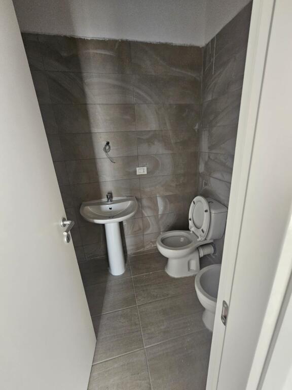 Apartament 2+1 për Qira – Rruga “5 Maji”