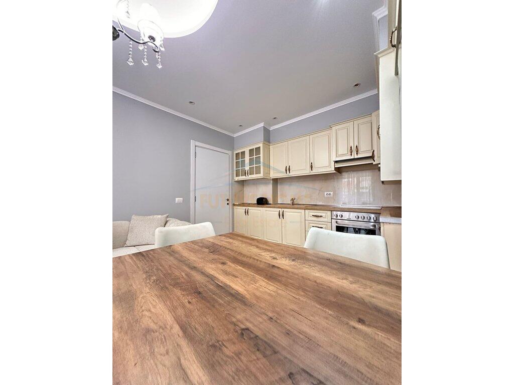 Qera, Apartament 2+1, Kompleksi Golden Park, Tiranë