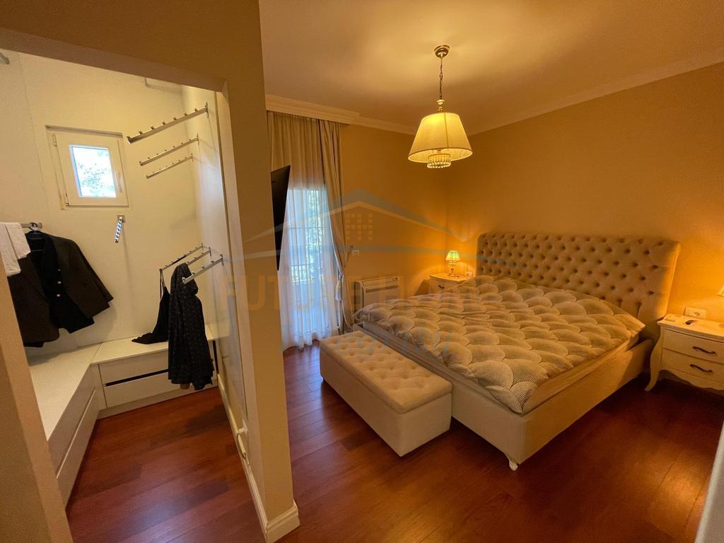 For sale Apartment 2+1+Parking Space, Liqeni i Thate