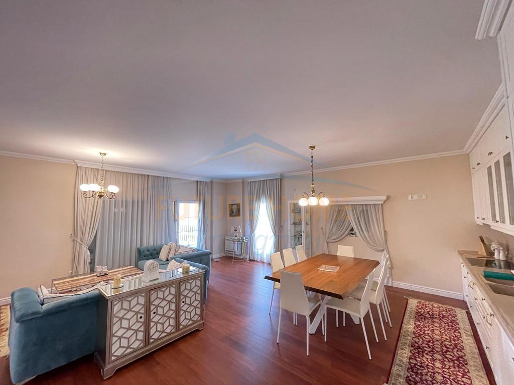 For sale Apartment 2+1+Parking Space, Liqeni i Thate