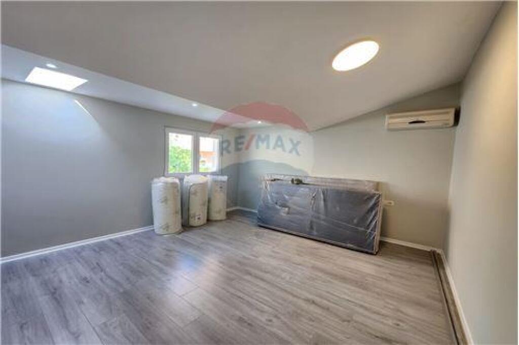 Jepet me qira apartament 1+1 tek Qyteti Studenti.