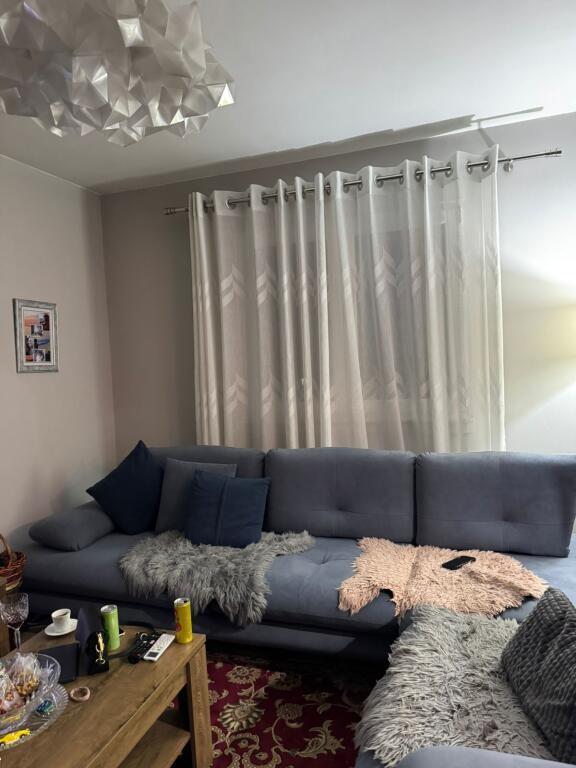 Jepet me qera Apartamenti 1+1, Varri i Bamit, Rruga Xhanfize Keko