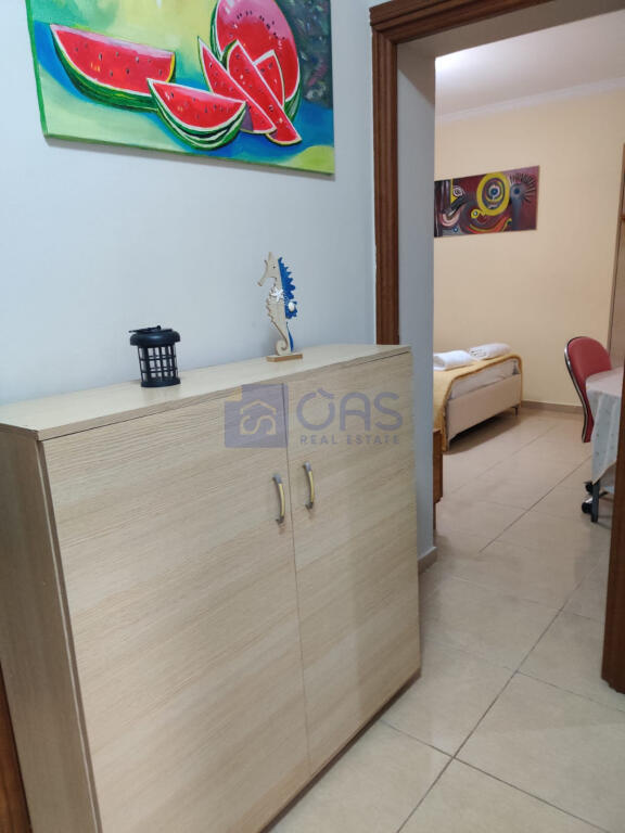 Apartament 2+1 për qira në Rrugën e Durrësit.