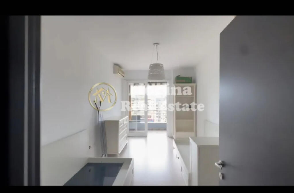 Qera, Apartament 2+1+2+2bllk, Komuna e Parisit, Kompleksi Kika.