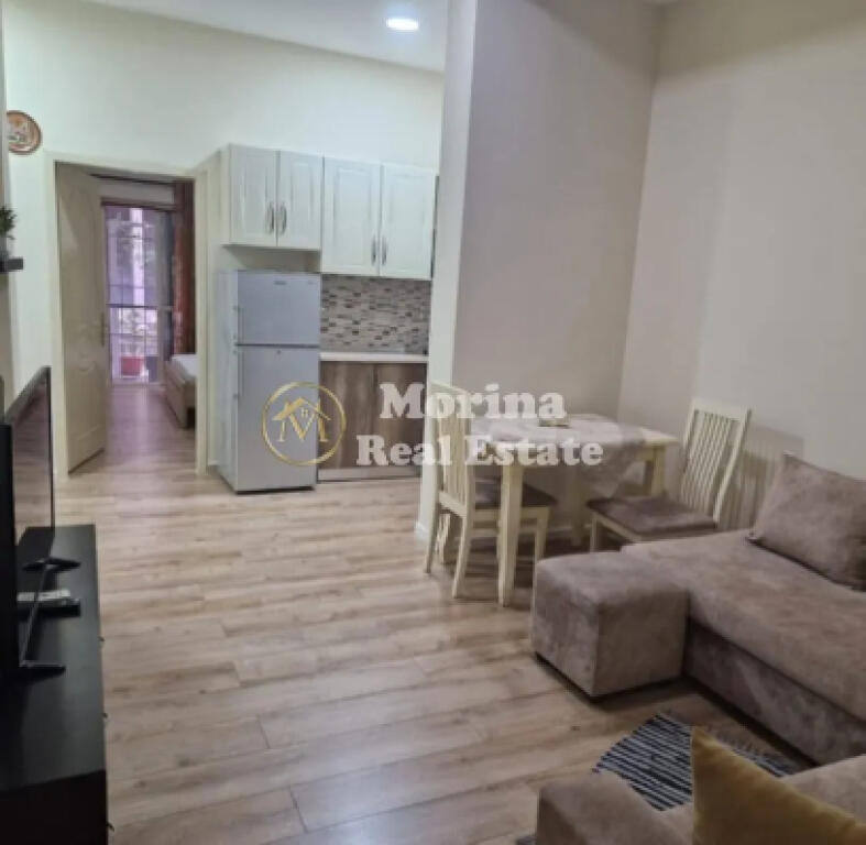 Rent! Entrance 2+1, Myslym Shyri,