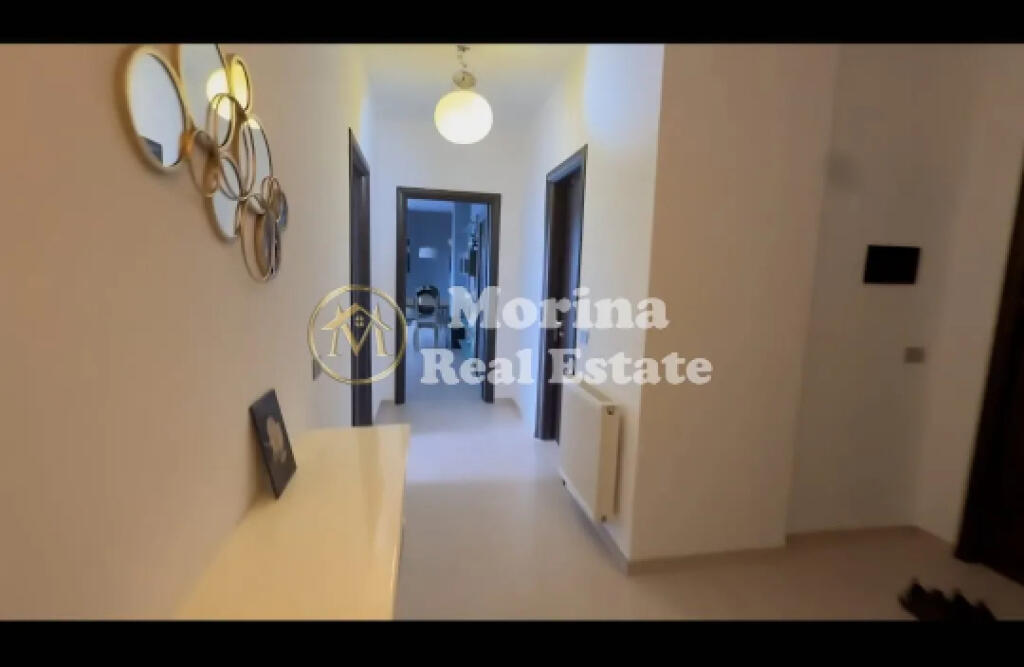 Qera, Apartament 2+1+2+2bllk, Komuna e Parisit, Kompleksi Kika.
