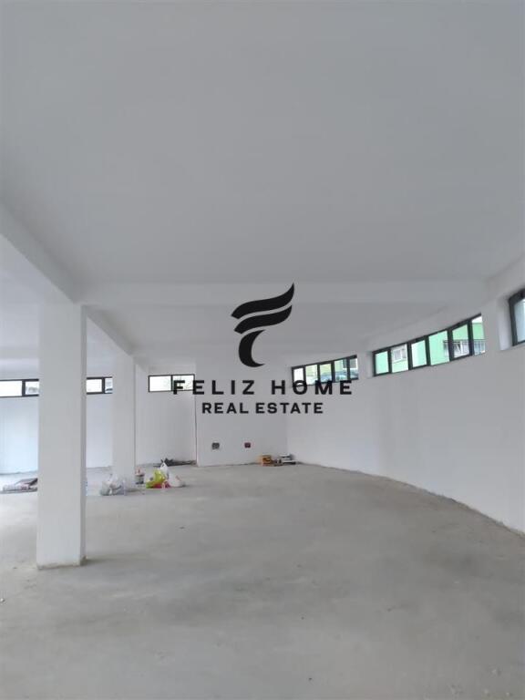 FOR SALE BUSINESS ENVIRONMENT 186 M2 ZOOLOGICAL GARDEN