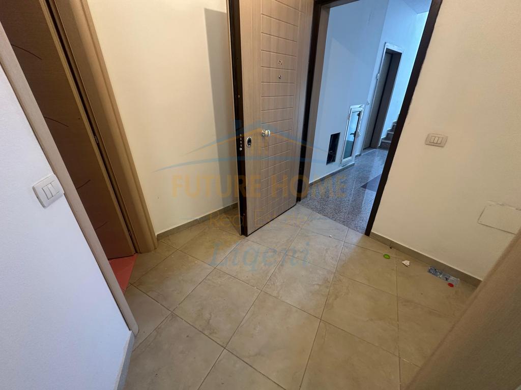 In vendita, Appartamento 2+1, Ali Demi, Tirana.