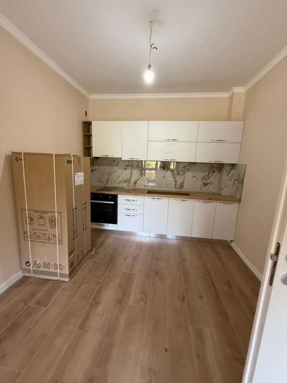 For sale Apartment 1+1 – Shkëmbi i Kavajës
