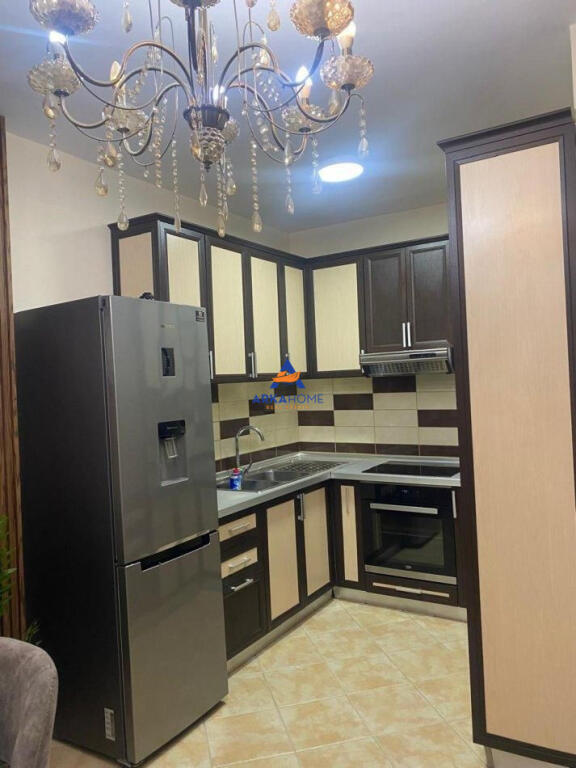 APARTAMENT ME QERA 1+1+BALLKON "KOMUNA E PARISIT".