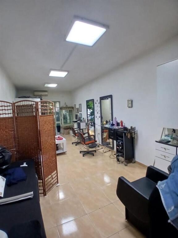 SHOP FOR RENT 40 M2 MYSLYM SHYRI