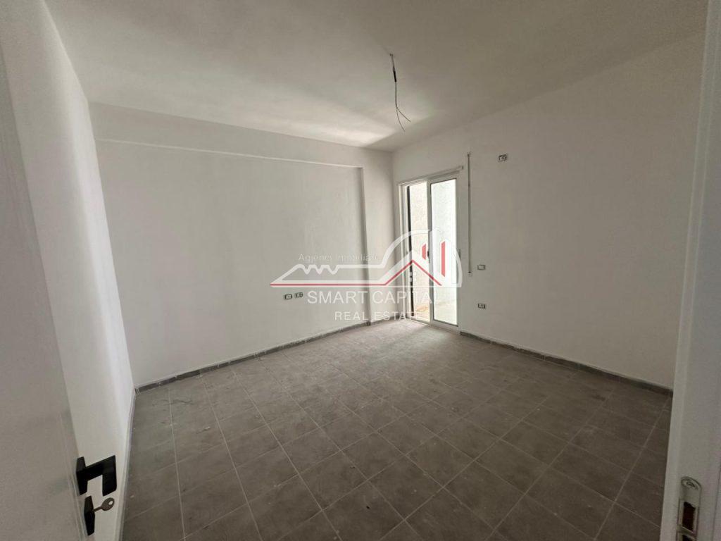 SHITET APARTAMENT 2+1 NE LUNGOMARE-VLORE!!