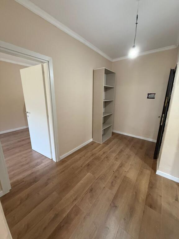 For sale Apartment 1+1 – Shkëmbi i Kavajës