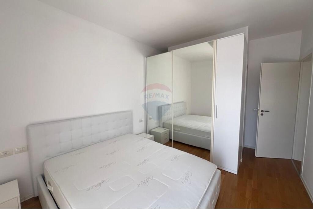 Apartament 2+1+2, Kopshti Botanik