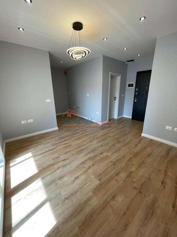 Apartament 1+1 ne shitje tek 5 Maji ne Tirane