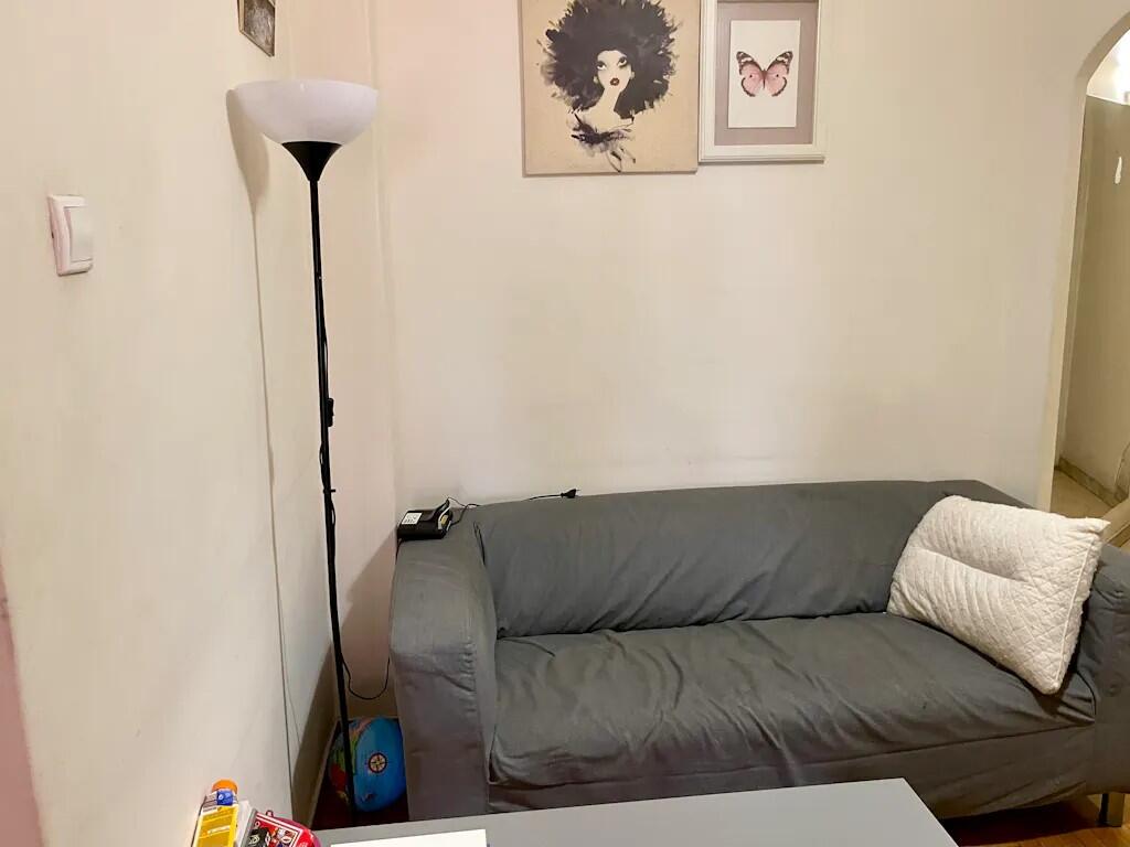 Apartament Me Qera 2+1 tek Komuna E Parisit (ID B2201370) Tirane.