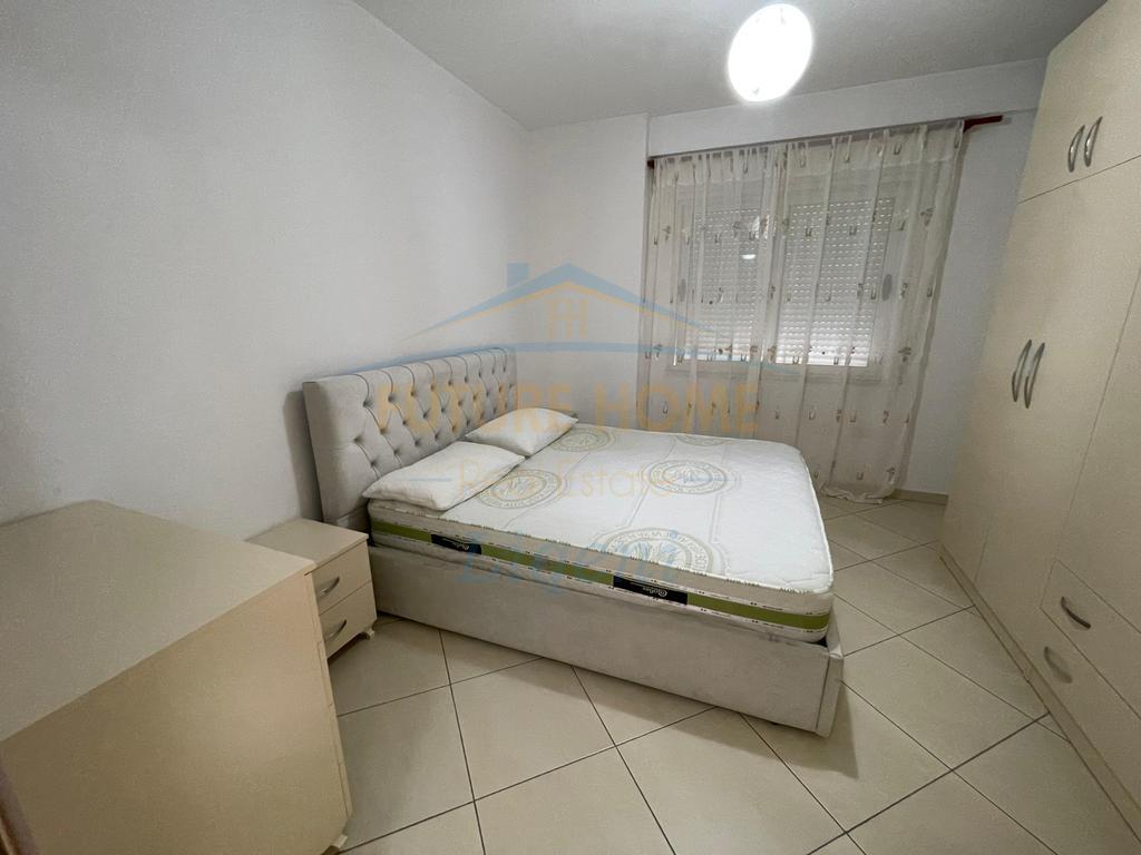 Shitet Apartament 3+1+2, Bulevardi i Ri, Tirane.