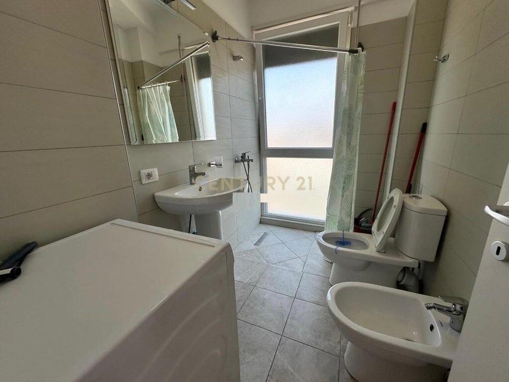 WE ARE RENTING AN APARTMENT 1+1 OPPOSITE ZKM !.