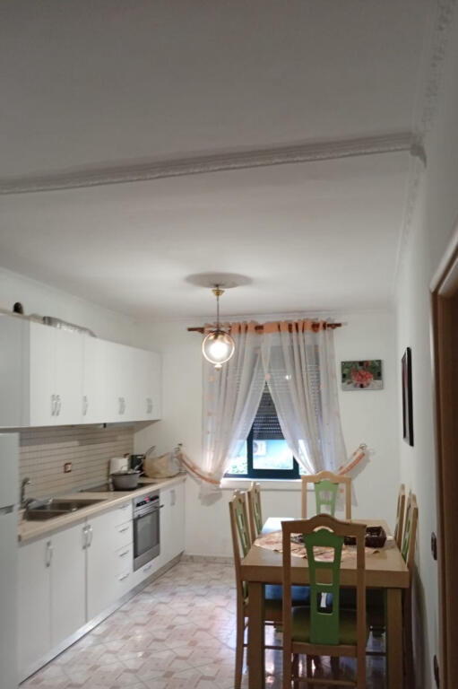 Apartament 2+1 me qera ne Myslym Shyr