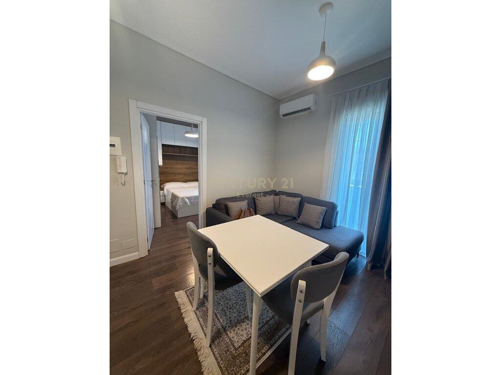 CASSA ITALIA, APARTMENT 1+1 FOR RENT!