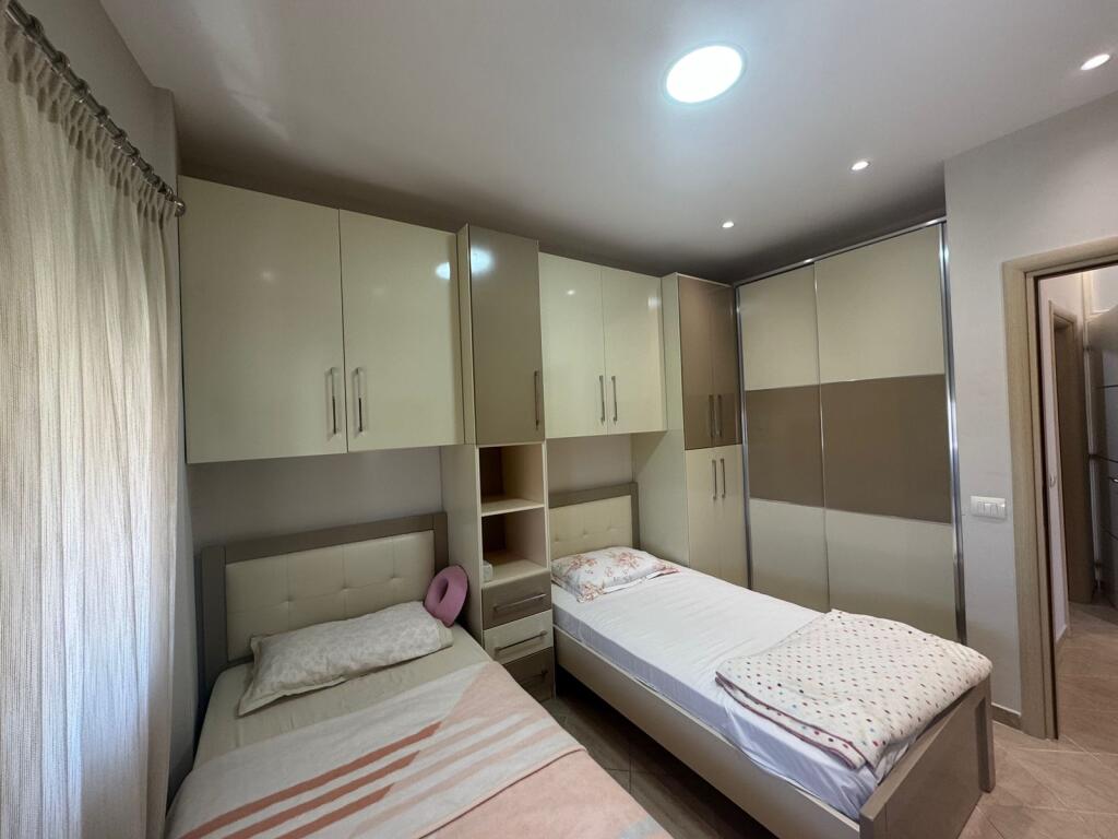 2+1+2 Apartment for Rent near the United School!!!