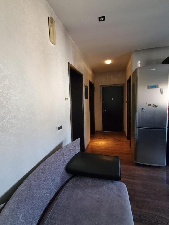 Apartament 2+1 për qira në qendër