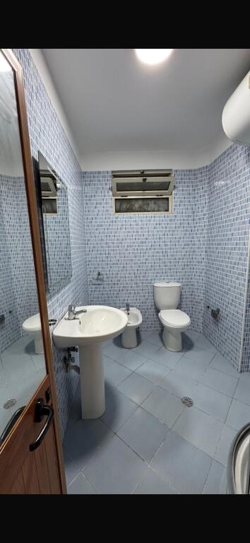 Apartament me qera 2+1