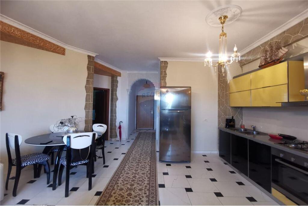 Apartment - For Rent - Botanical Garden, Tirana