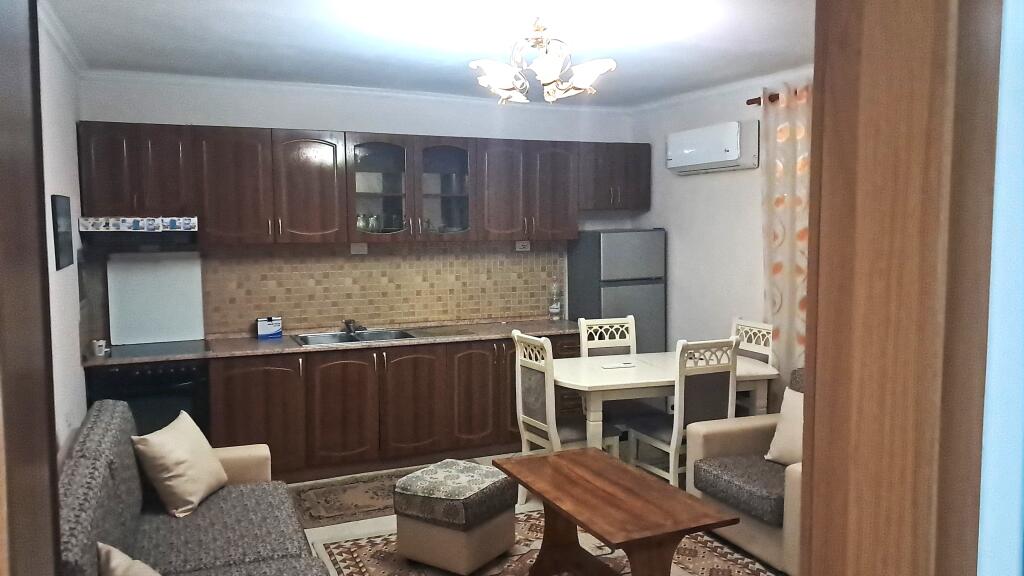 In front of the New Maternity Hospital, Koco Glozheni offers a furnished 2+1 apartment for rent.