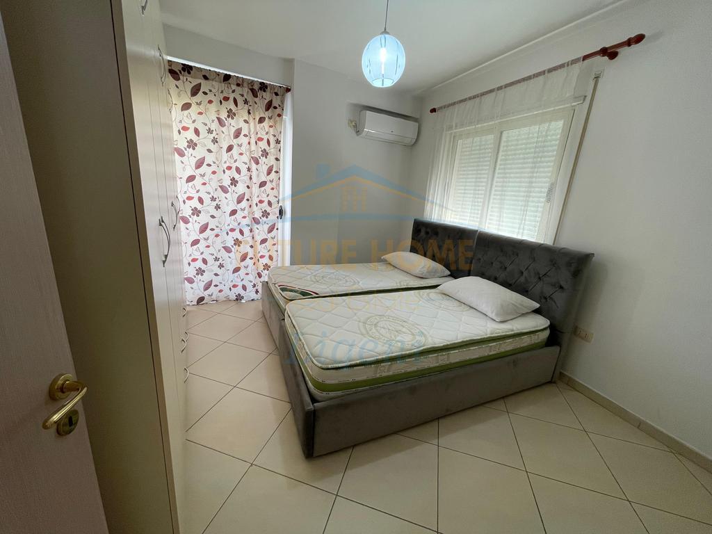 Shitet Apartament 3+1+2, Bulevardi i Ri, Tirane.