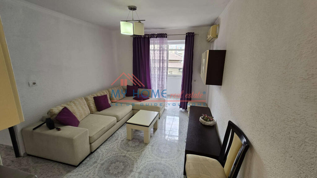 EKSKLUZIVE Apartament 1+1 ne shitje tek Shkolla e Bashkuar ne Tirane