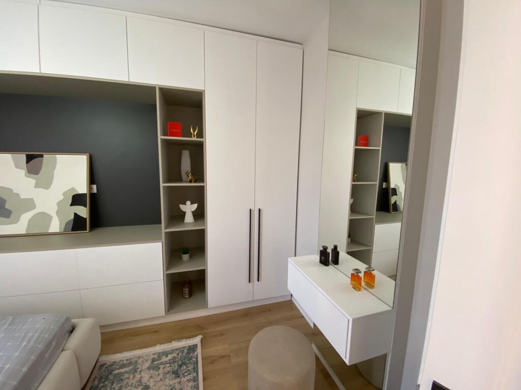 Apartament modern për shitje 2+1+depo pranë Kodrës së Diellit.