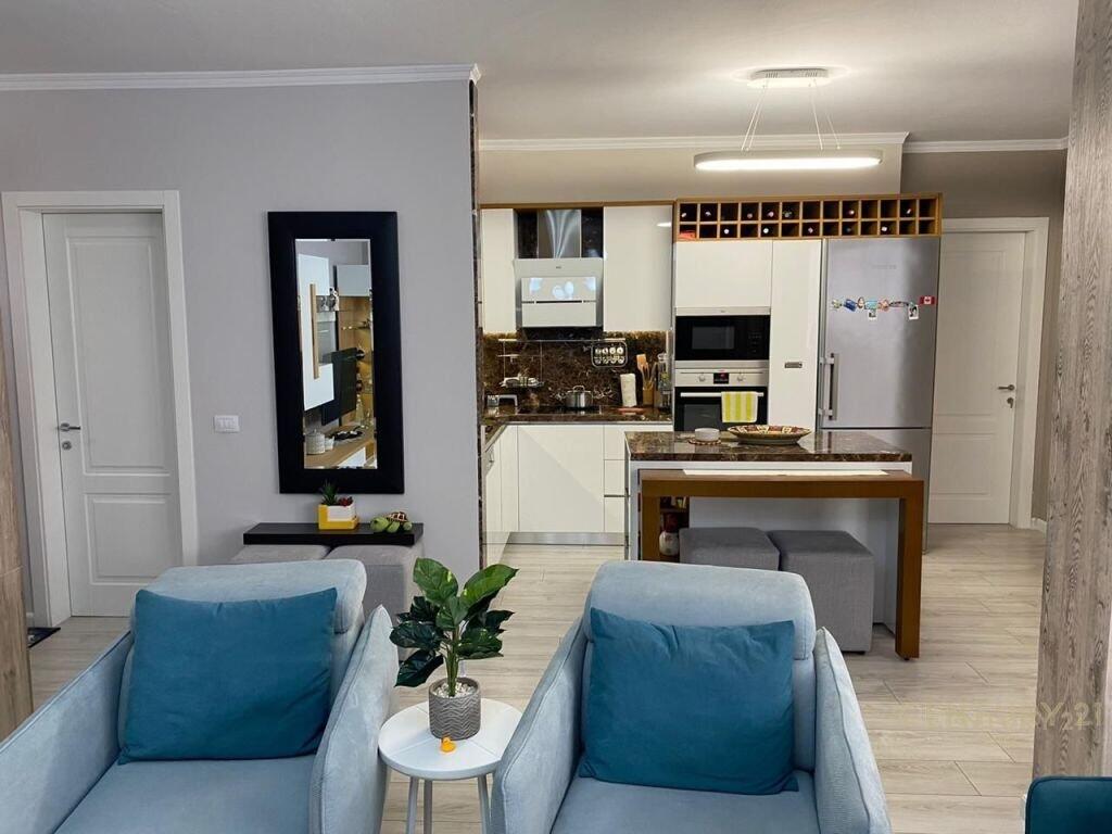 Elbasan Street Apartment 3+1+2+Parking Space! IRG117213