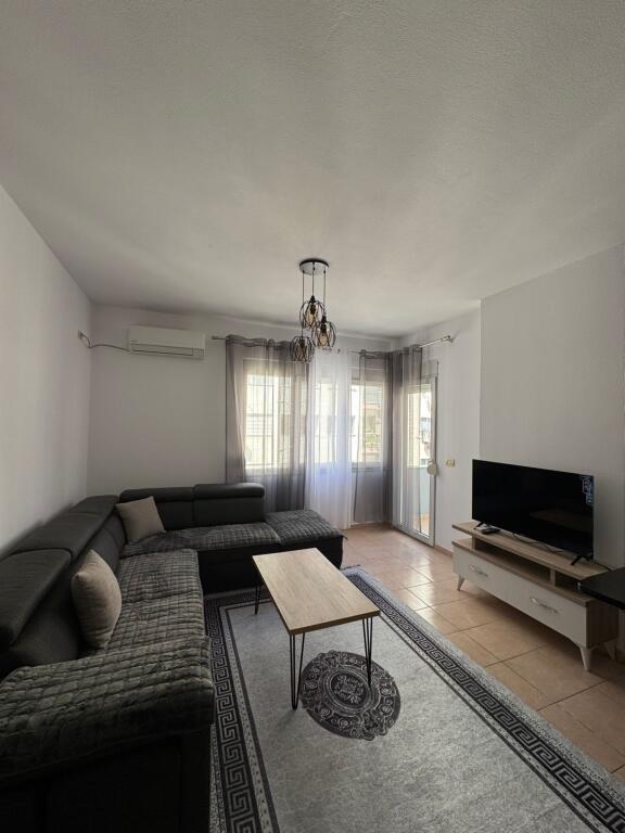 Apartament 2+1+2 me qira ne Astir