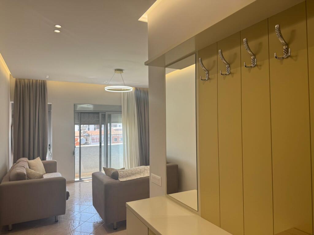 2+1+2 Apartment for Rent near the United School!!!