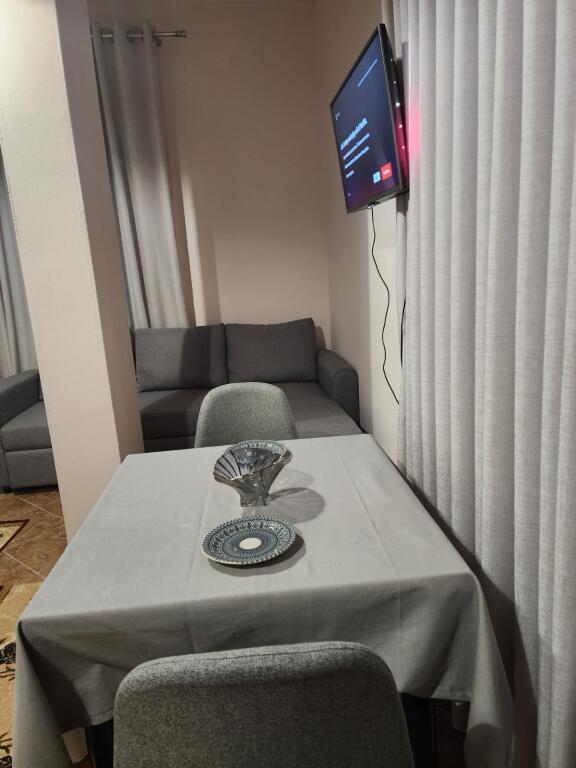 GARSIONERE 21 DHJETORI